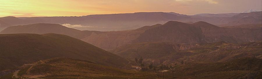 Precordillera al atardecer